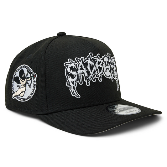 SNAPBACK CAP - BLACK